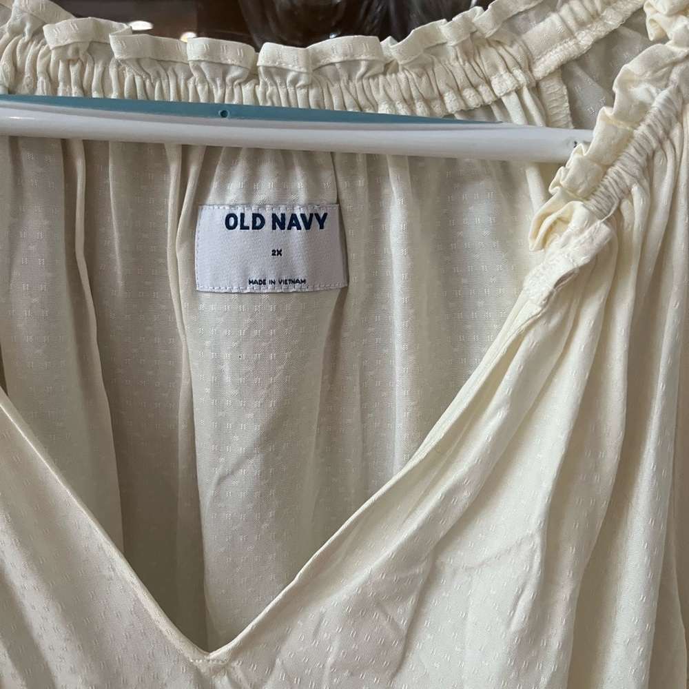Old Navy Light Cream Top